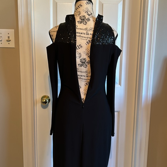 ✨🎄✨LAUREN RALPH LAUREN COLD SHOULDER LBD COCKTAIL DRESS Size 4 - Picture 11 of 12